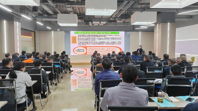 酒店管理培训，收费标准明细背后的考量因素